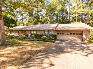 1922 Ridgewood Dr, El Dorado, AR 71730