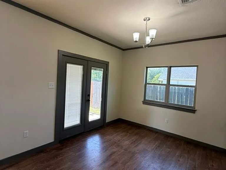 225 Scurry Ave — Photo 13