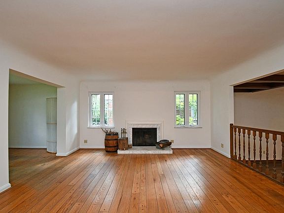 5th image of 6525 Baywood Ln
