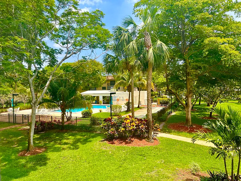 5155 E Sabal Palm Blvd #209 — Photo 27