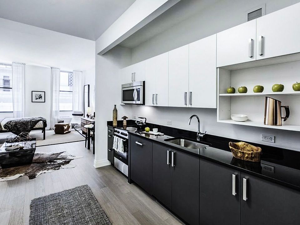 1st image of 70 Pine St APT 1302