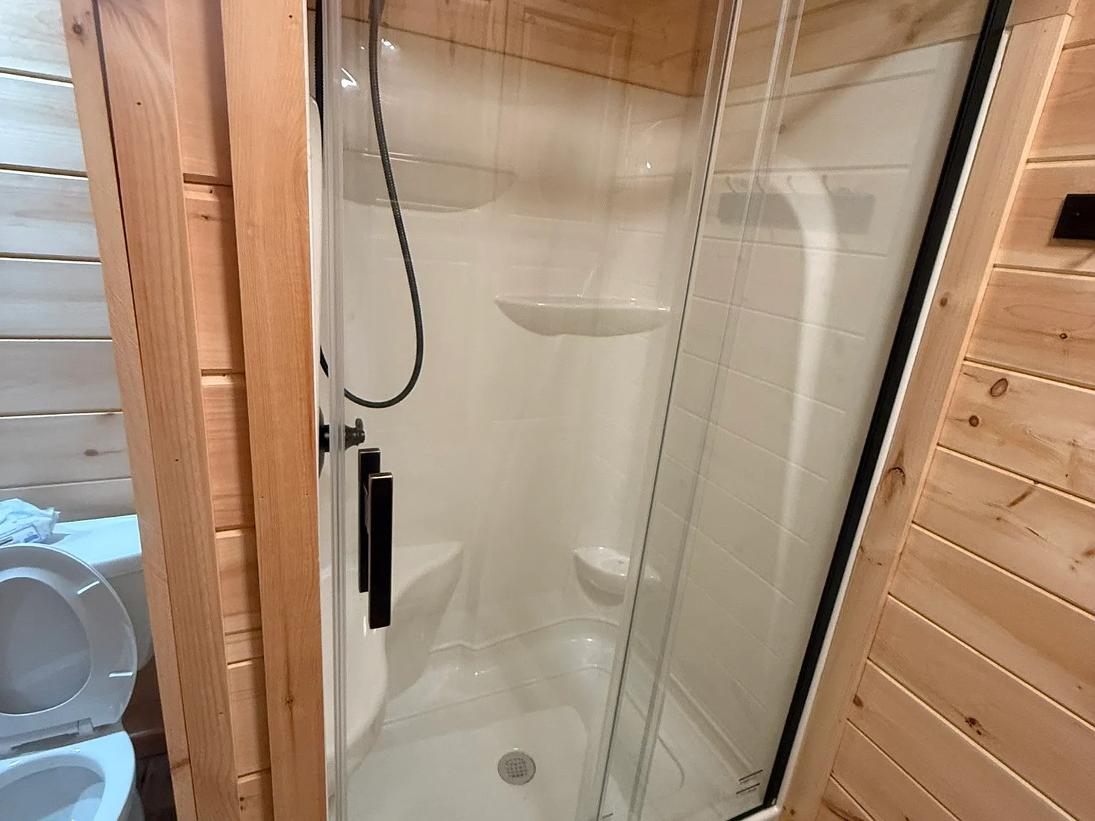 2 bed, 1200 sqft, $3,250 — Photo 3