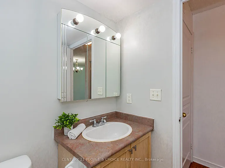 2565 Erin Centre Blvd #506 — Photo 19