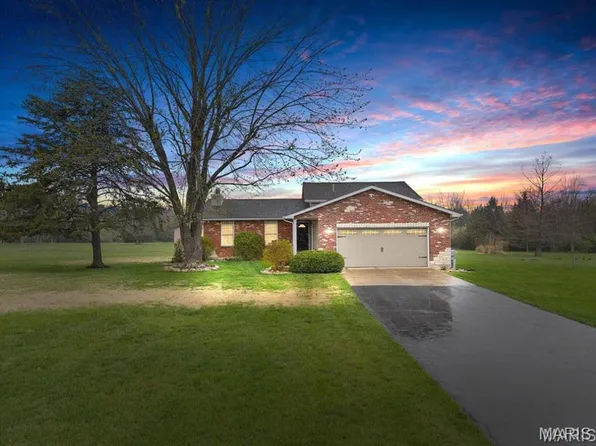 20741 E Deer Rdg, Warrenton, MO 63383