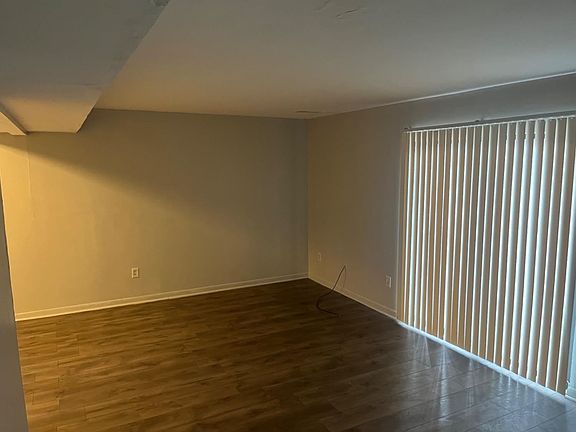 4th image of 7839 Lincoln Ave #2