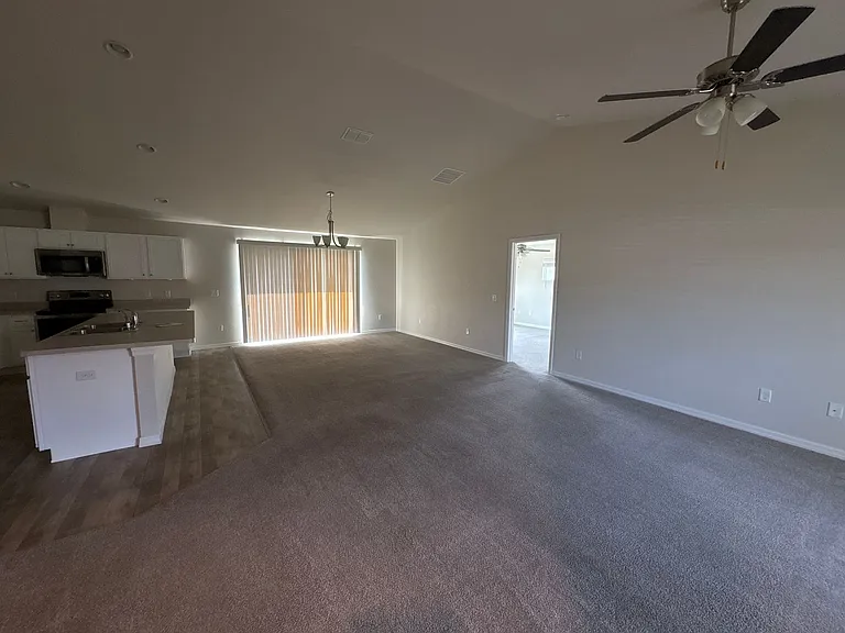 15415 SW 34th Ave — Photo 9