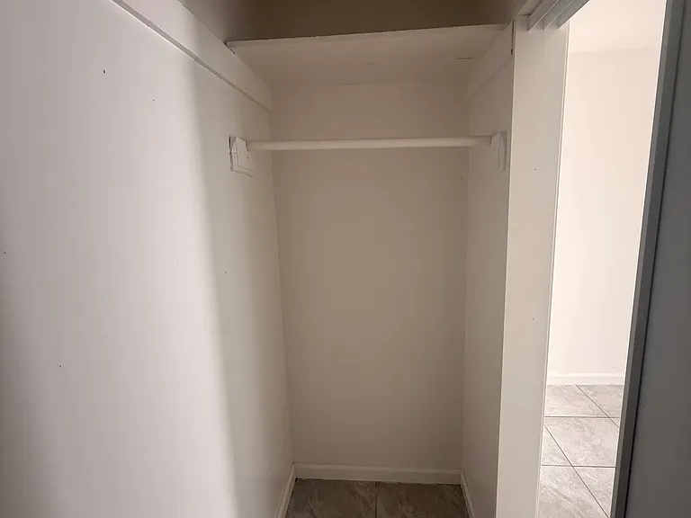 1632 Walnut Ave #5 — Photo 3