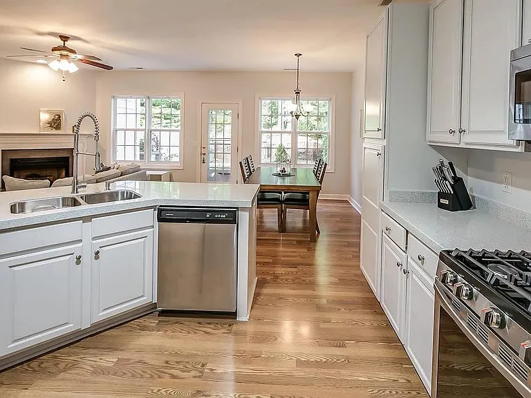 2017 White Pond Ct — Photo 8