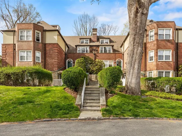 5 Campus Place #2D, Scarsdale, NY 10583