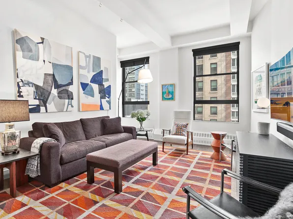 148 West 23rd Street 6J image 3 of 11