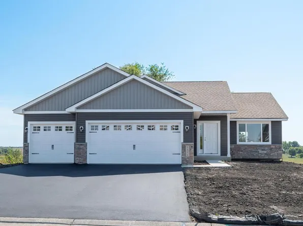 1311 Mulberry Ave NE, Montgomery, MN 56069