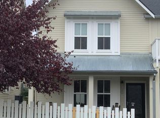 515 G St APT 130, Jacksonville, OR