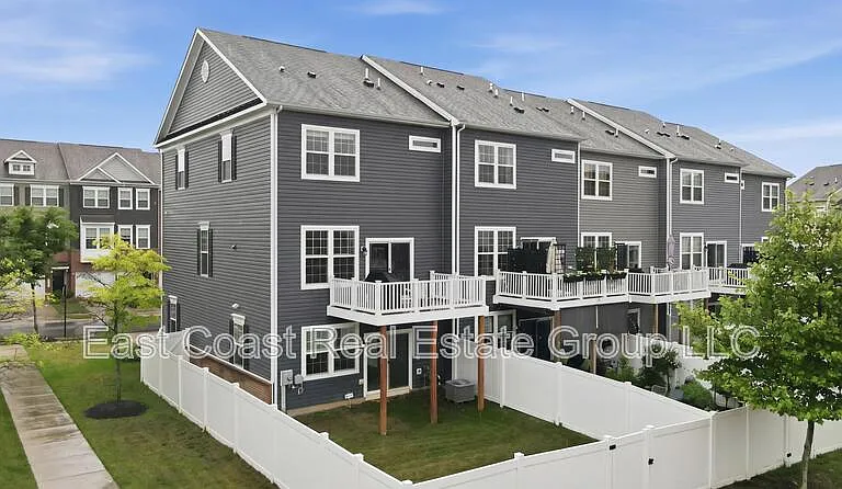 5123 Ironsides Dr — Photo 36