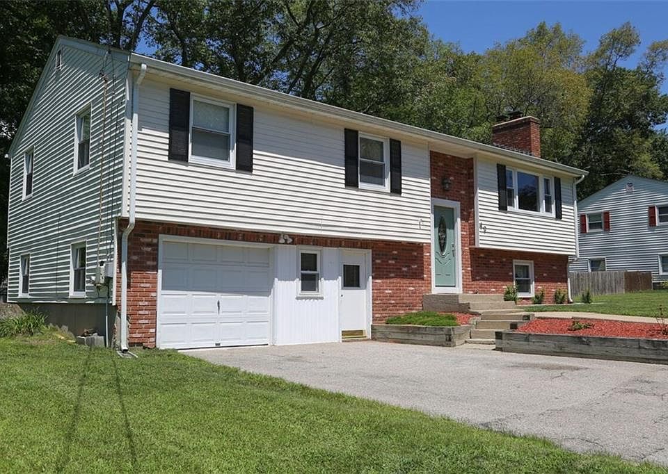 1st image of 49 Kimberly Ln