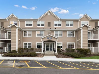 200 Woodcrest Lane #213, Mount Kisco, NY, 10549