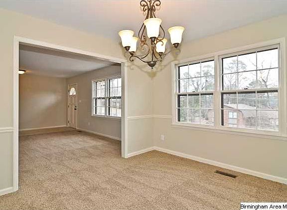 5th image of 616 Staffordshire Dr