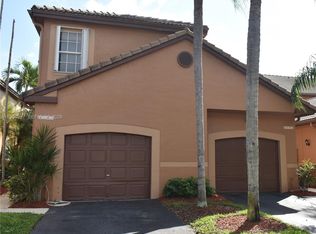 1402 Veracruz Ln, Weston, FL 33327