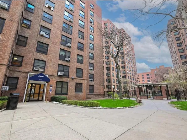201 Clinton Ave APT 12G, Brooklyn, NY 11205