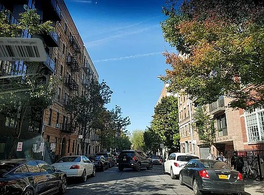 2nd image of 414 E 115th St