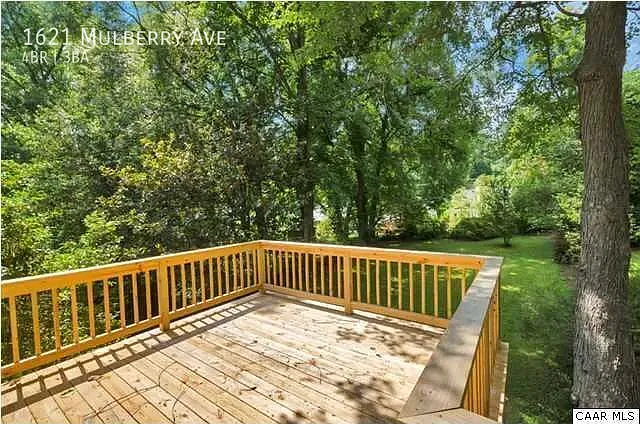 1621 Mulberry Ave — Photo 8