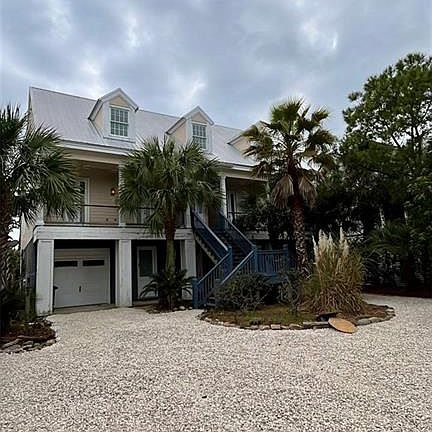 3rd image of 705 Hernando Pl