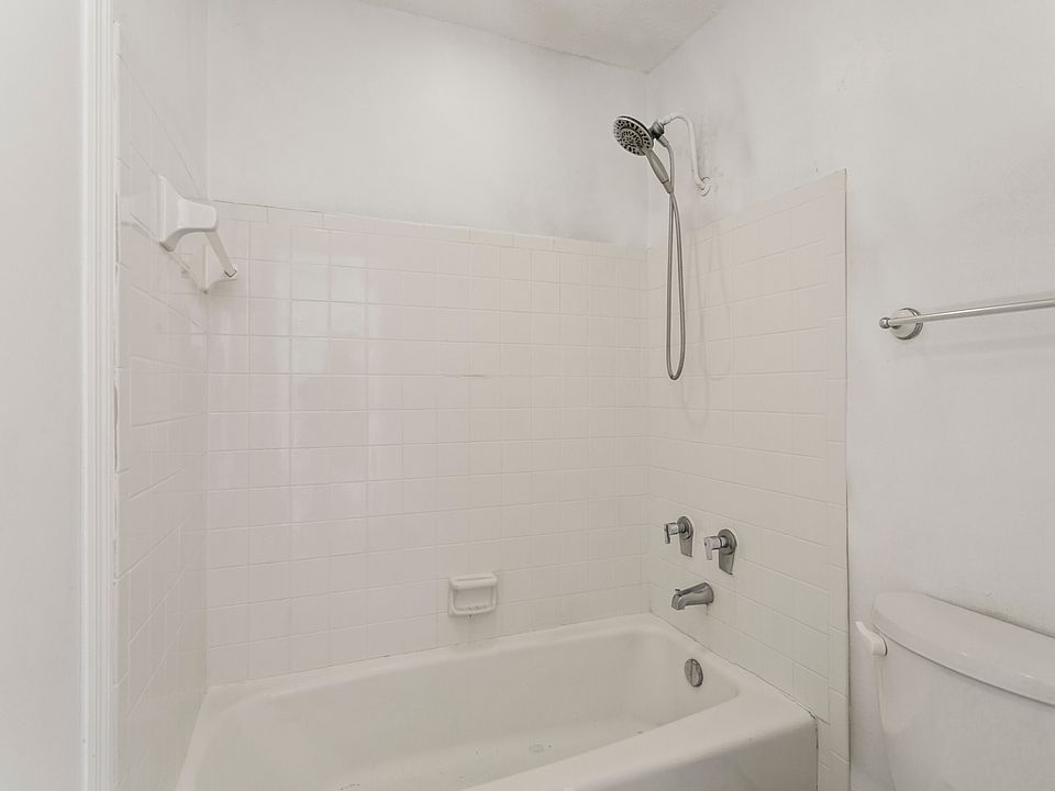 1st image of 5850 Cypress Gardens Blvd APT 103