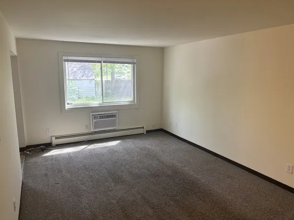 2680 Woodward Ave SW, Wyoming, MI