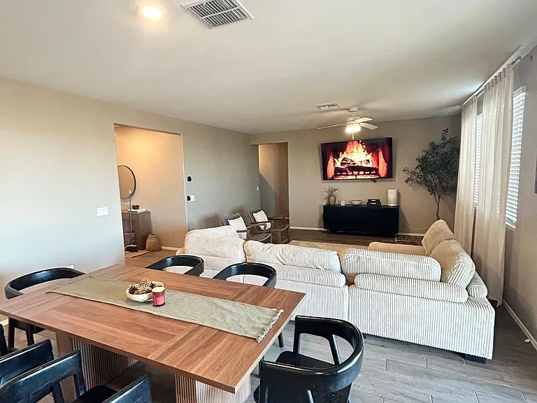 2710 N Mulberry Pl — Photo 6