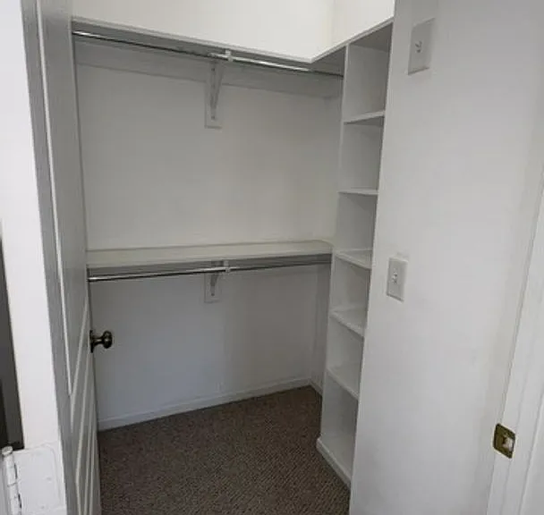 5821 Ludington Dr — Photo 17