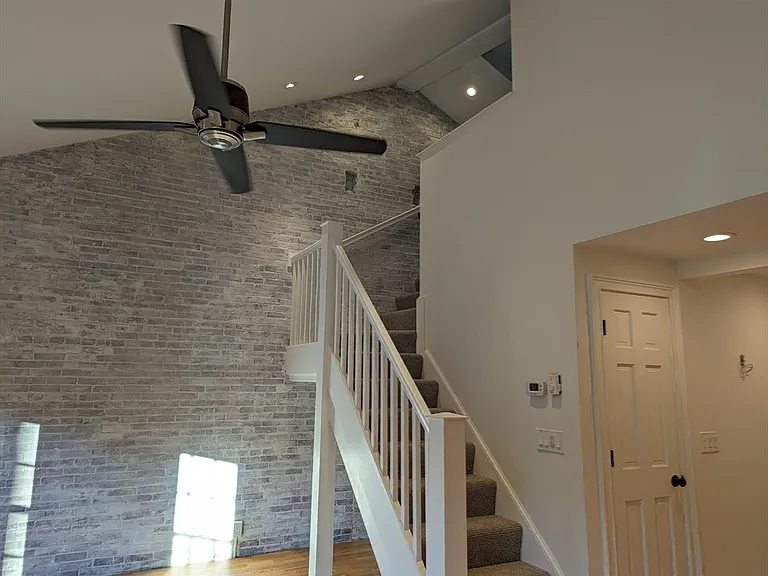 29 State St #3 — Photo 12