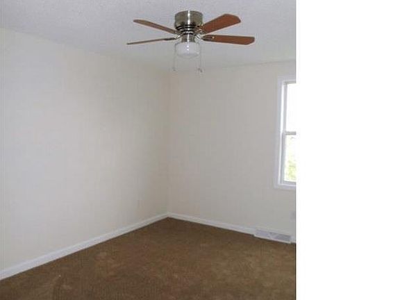 5th image of 2184 Lancelot Dr