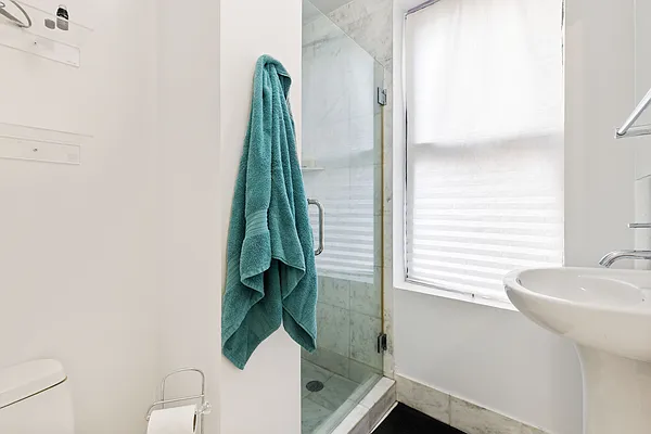 Rented by Dalan Rentals | media 18