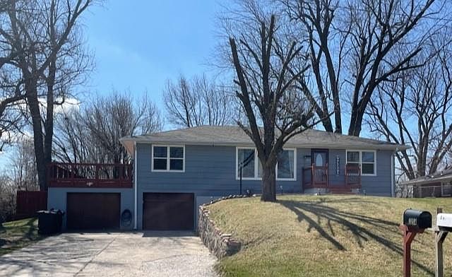 1st image of 3204 Floral Ave