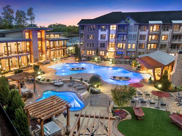 Town Triangle Crossing | 7901 Chehaw Dr, Raleigh, NC