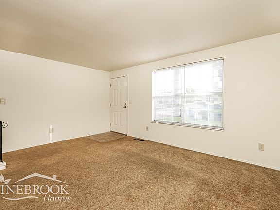 4th image of 8235 Mount Carmel St