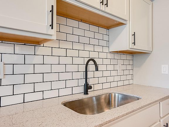 4th image of 3001 N 3rd St