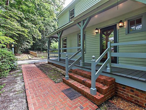 2nd image of 9240 Howard Dr