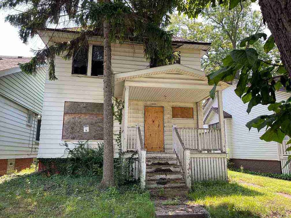 2967 Columbus