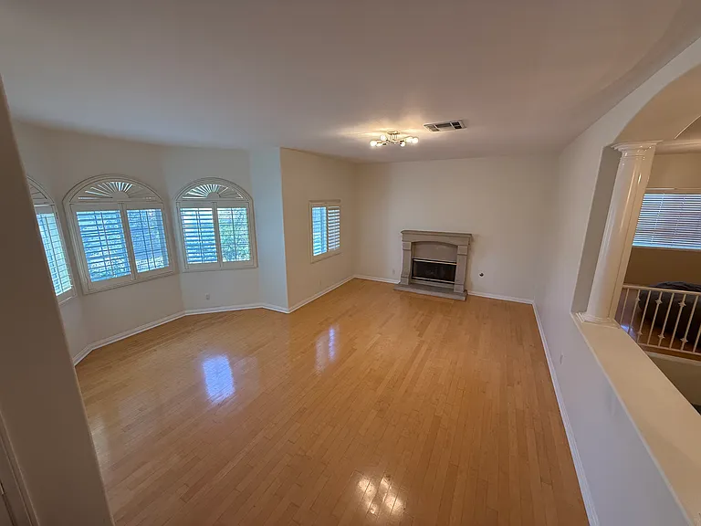 great room, large living space