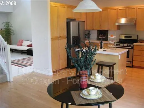 9100 SW Graphite Ter, Beaverton, OR 97007