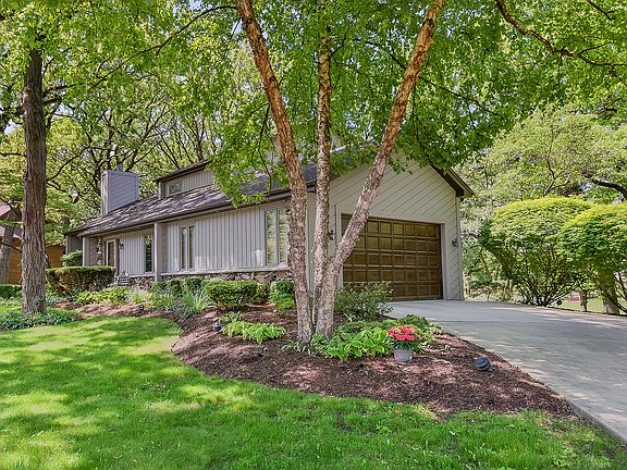 2nd image of 3N480 Shagbark Dr