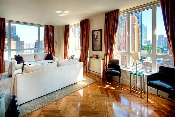 Rented by Town Residential | media 15