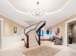 705 Parkside Rd, West Vancouver, BC V7S1P4