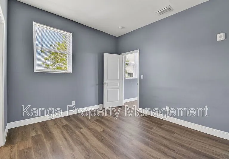 1401 Division Ave #206 — Photo 15