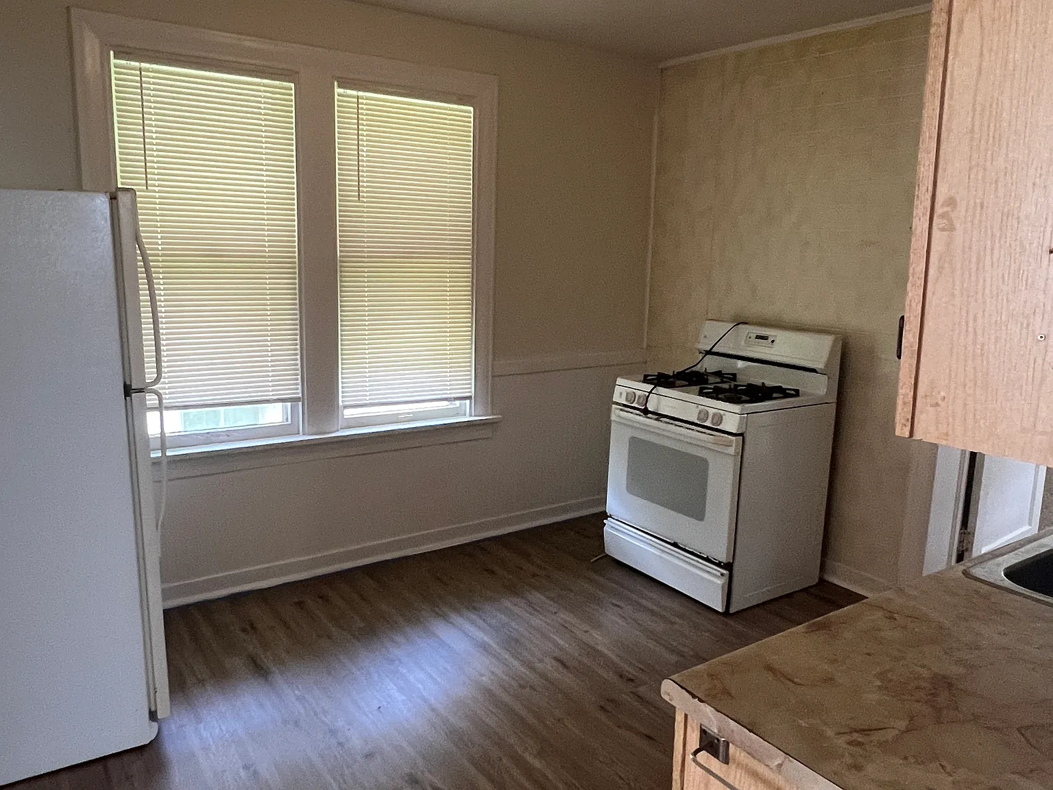 1 bed, 700 sqft, $1,195 — Photo 4
