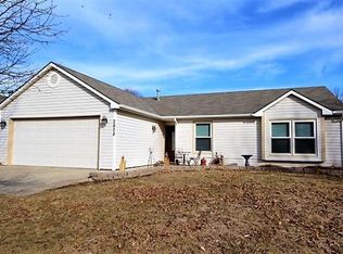 2828 Kensington Rd, Lawrence, KS 66046