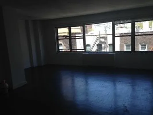 Rented by NYC Residential Holdings | media 20