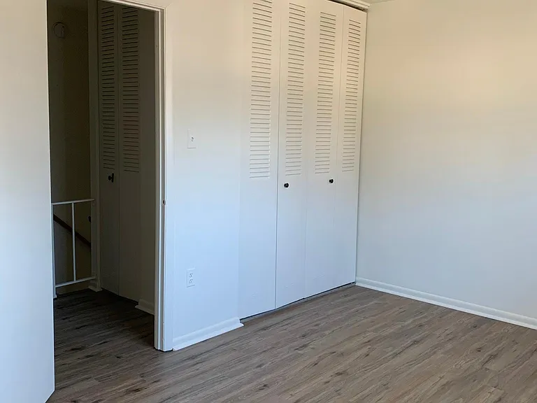 10 Heritage Ct — Photo 7