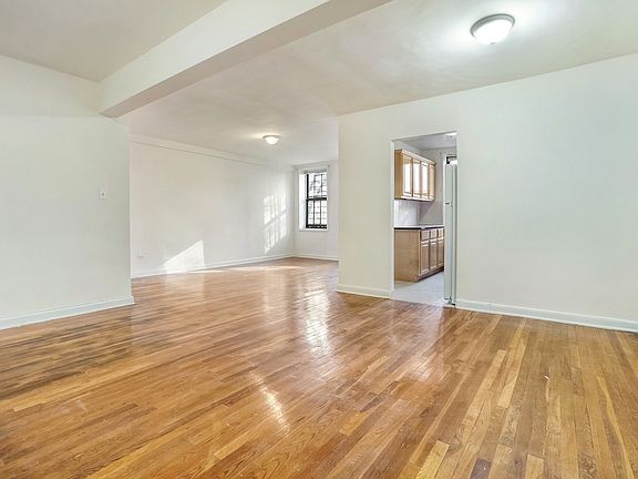 4th image of 8320 141st St APT 2R