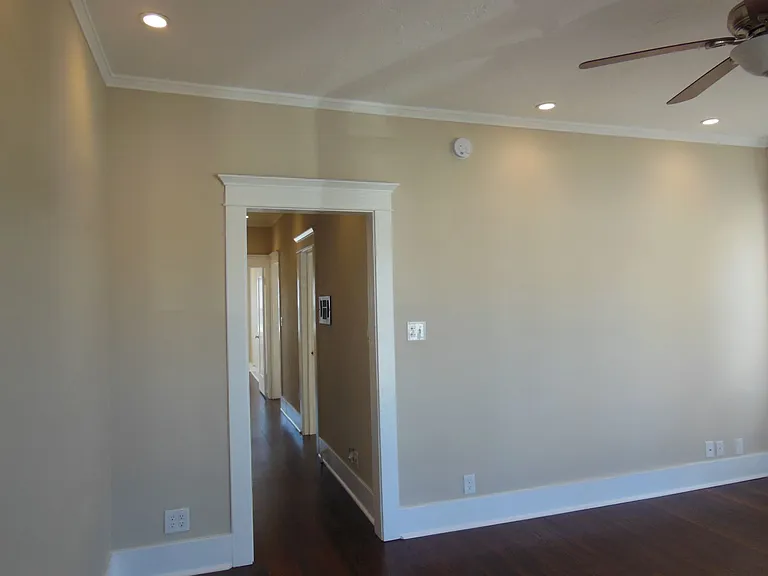1280 N Ardmore Ave #1282 — Photo 4